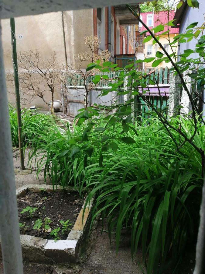 Вулиця Лейтенанта Шмидта Odessa Esterno foto